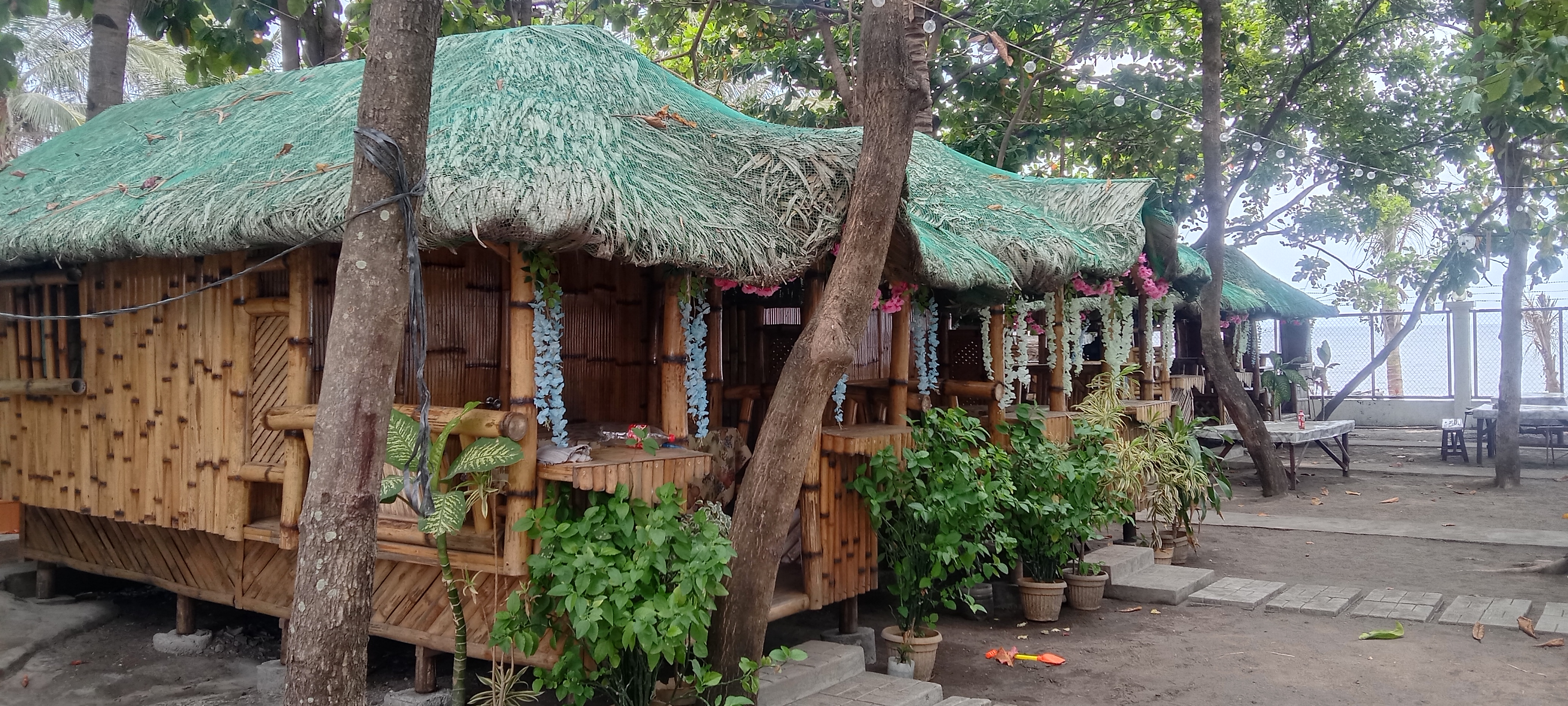 Lugelzo Beach Resort